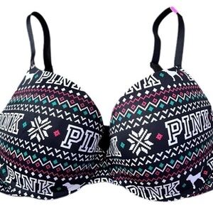Victoria's Secret PINK Wear Everywhere Push-Up Bra in Fair Isle/snowflake print